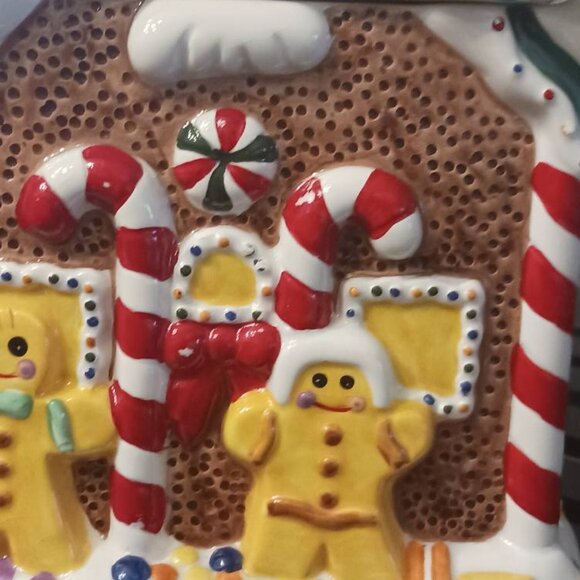 Whole Home Holiday Collection Ginger Bread House Canister Cookie Jar - Picture 2 of 11
